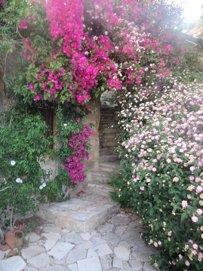 Lantana Stone House Vila Lemona Exterior foto